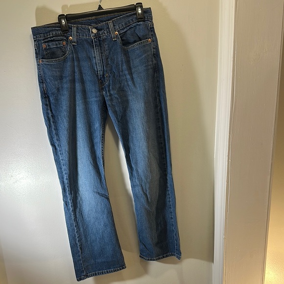 LEVI'S Classic Blue Mid Waist Essential Jean